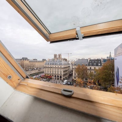 Furnished Studio Apartment for Long-Term Rent in Central Paris with Notre-Dame View